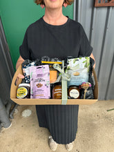 Load image into Gallery viewer, Gourmet Product GIFT Hampers