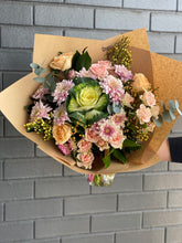 Load image into Gallery viewer, Bouquet
