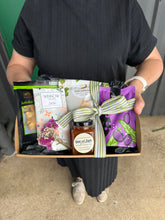 Load image into Gallery viewer, Gourmet Product GIFT Hampers
